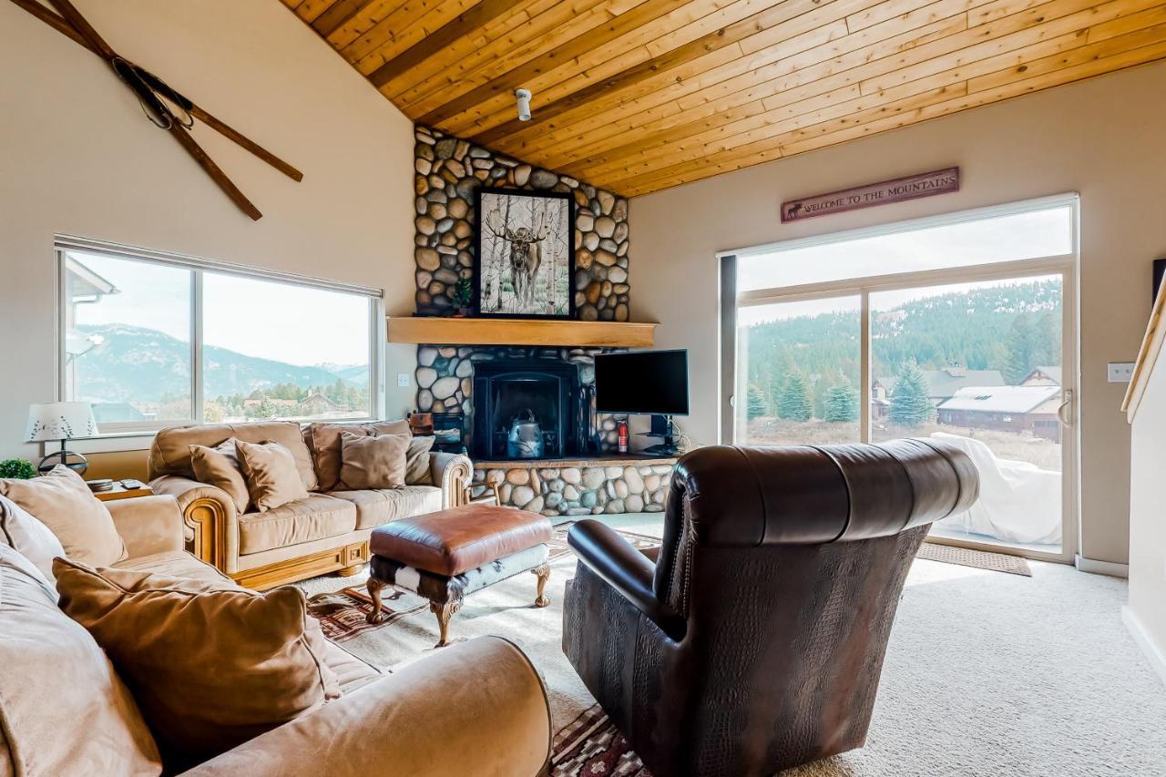 Firelight Chalet 94 Big Sky Exterior photo
